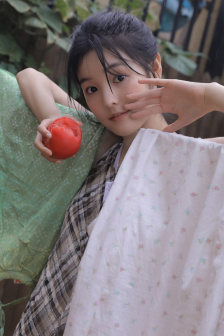 大胸女